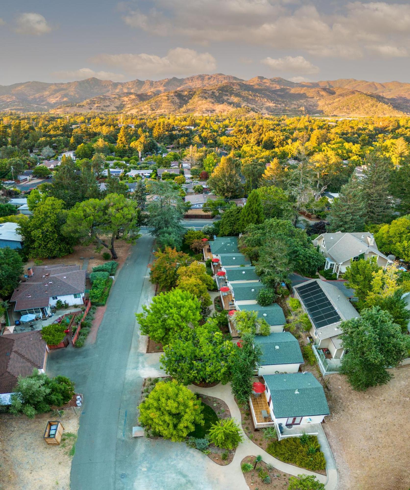 Aurora Park Cottages Калистога Екстериор снимка