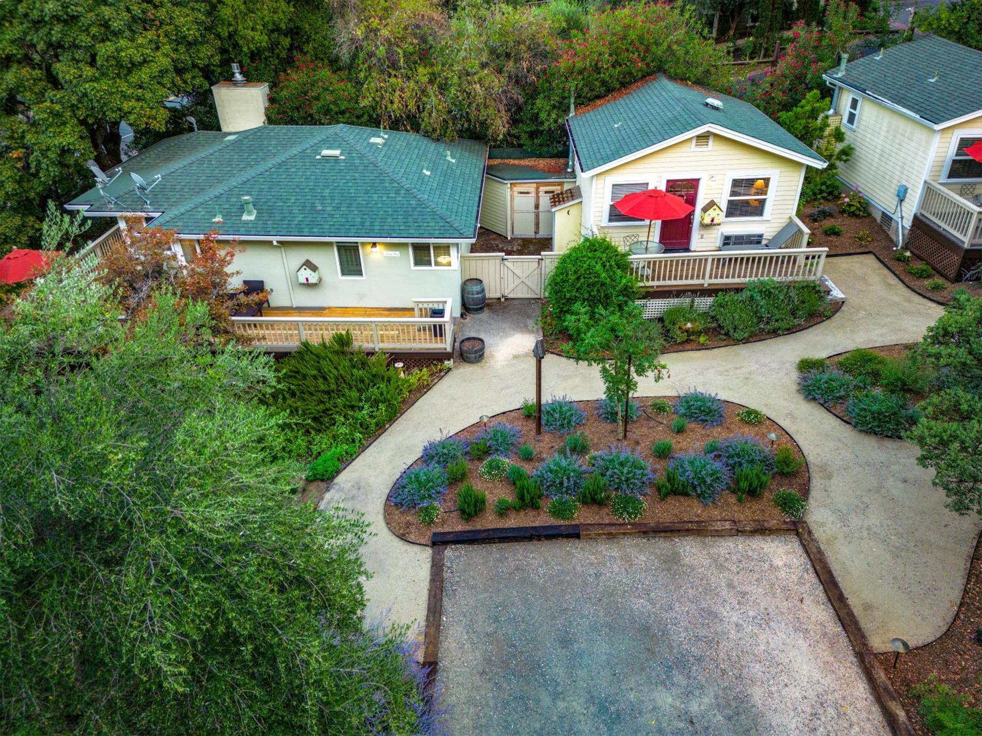 Aurora Park Cottages Калистога Екстериор снимка