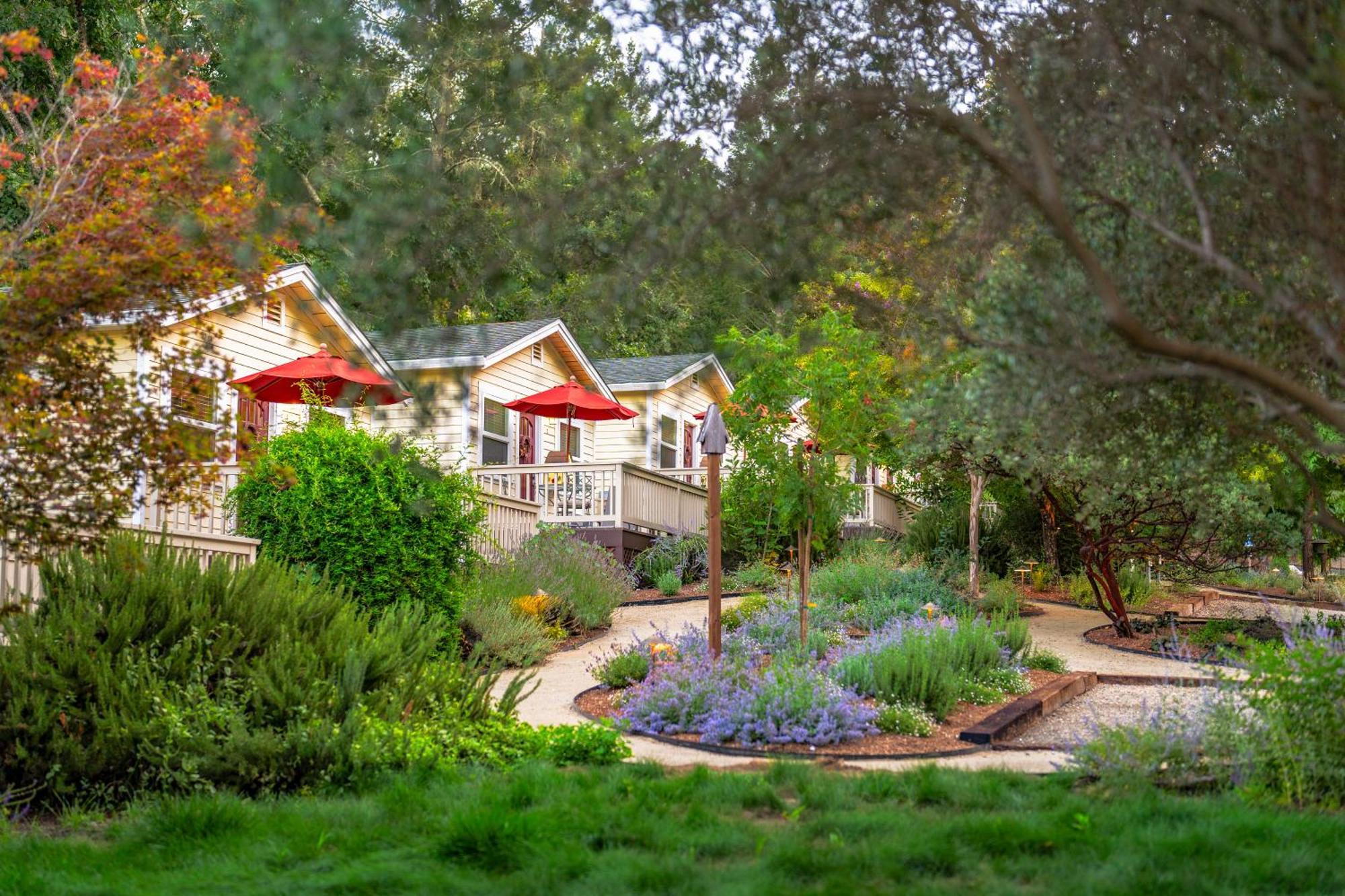 Aurora Park Cottages Калистога Екстериор снимка