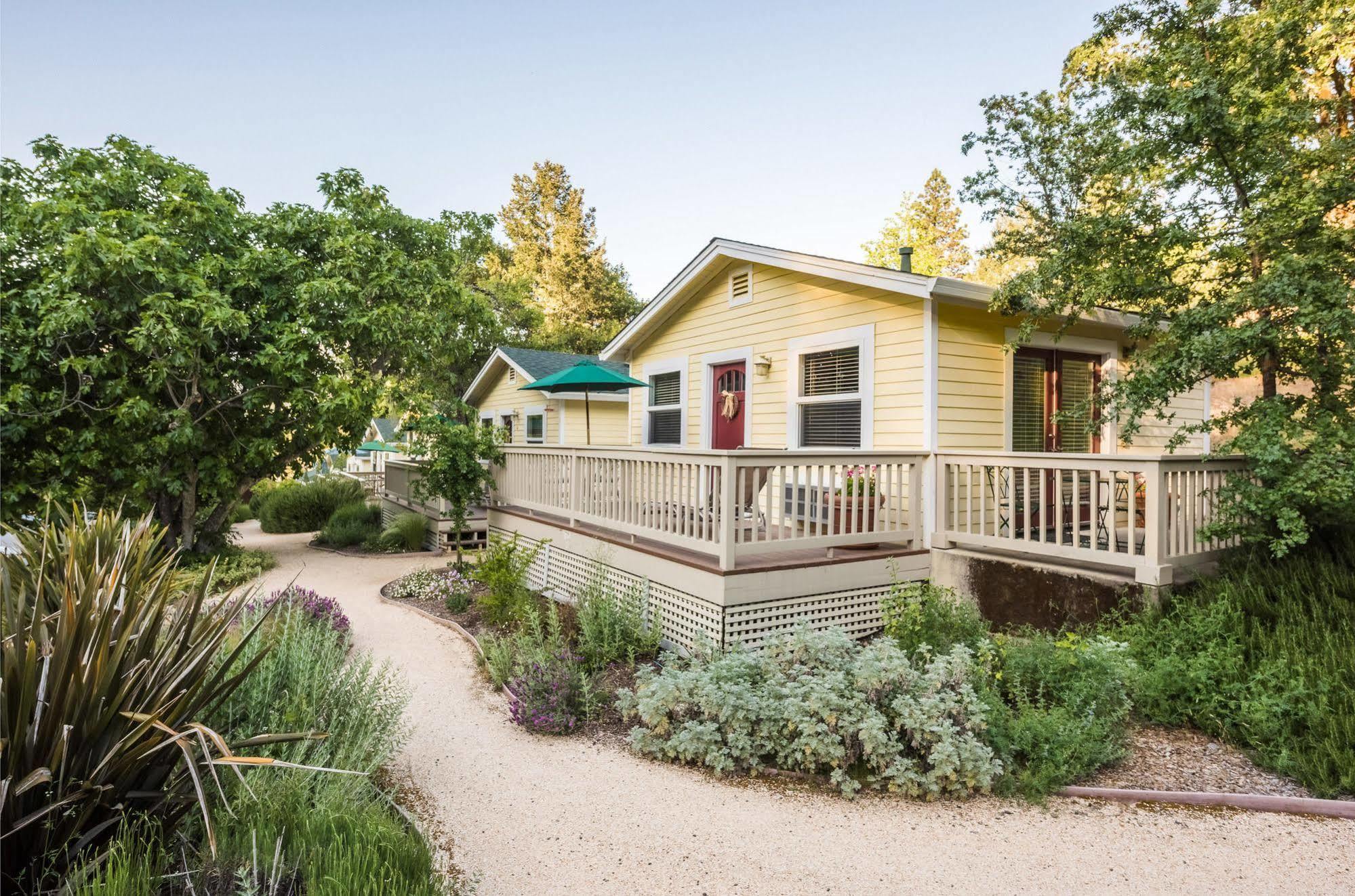 Aurora Park Cottages Калистога Екстериор снимка
